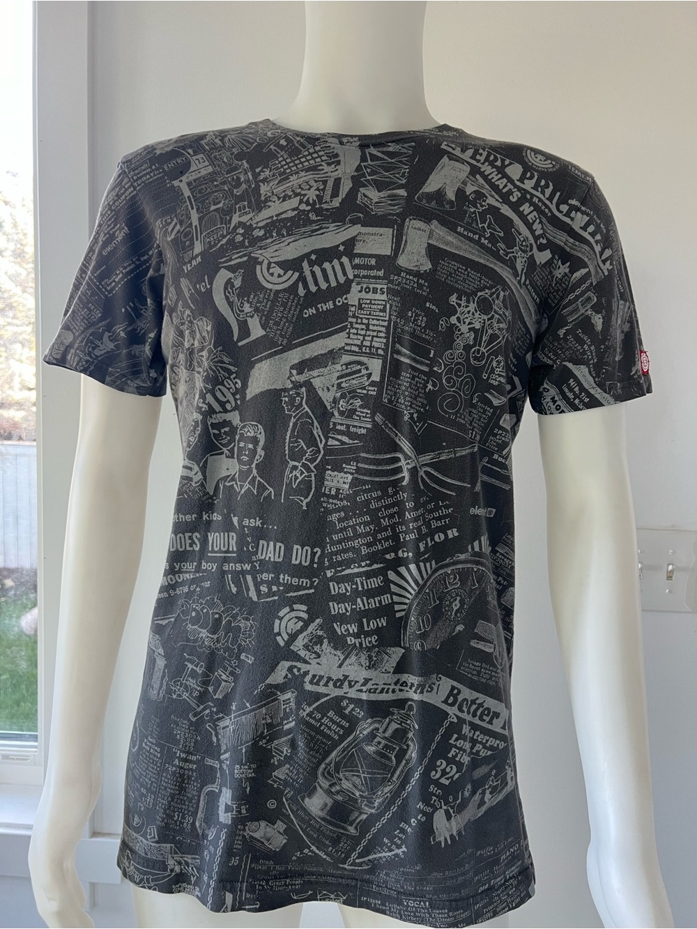 Vintage Men’s  Graphic TeeElement Newspaper T-Shirt